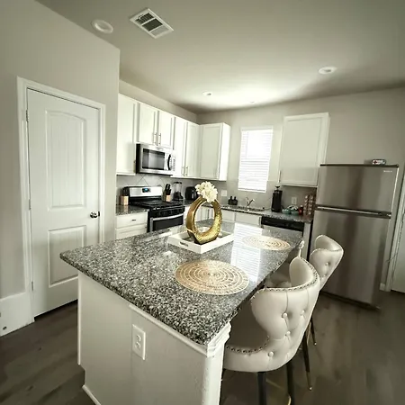 Comfort Cove Beautiful Houston
